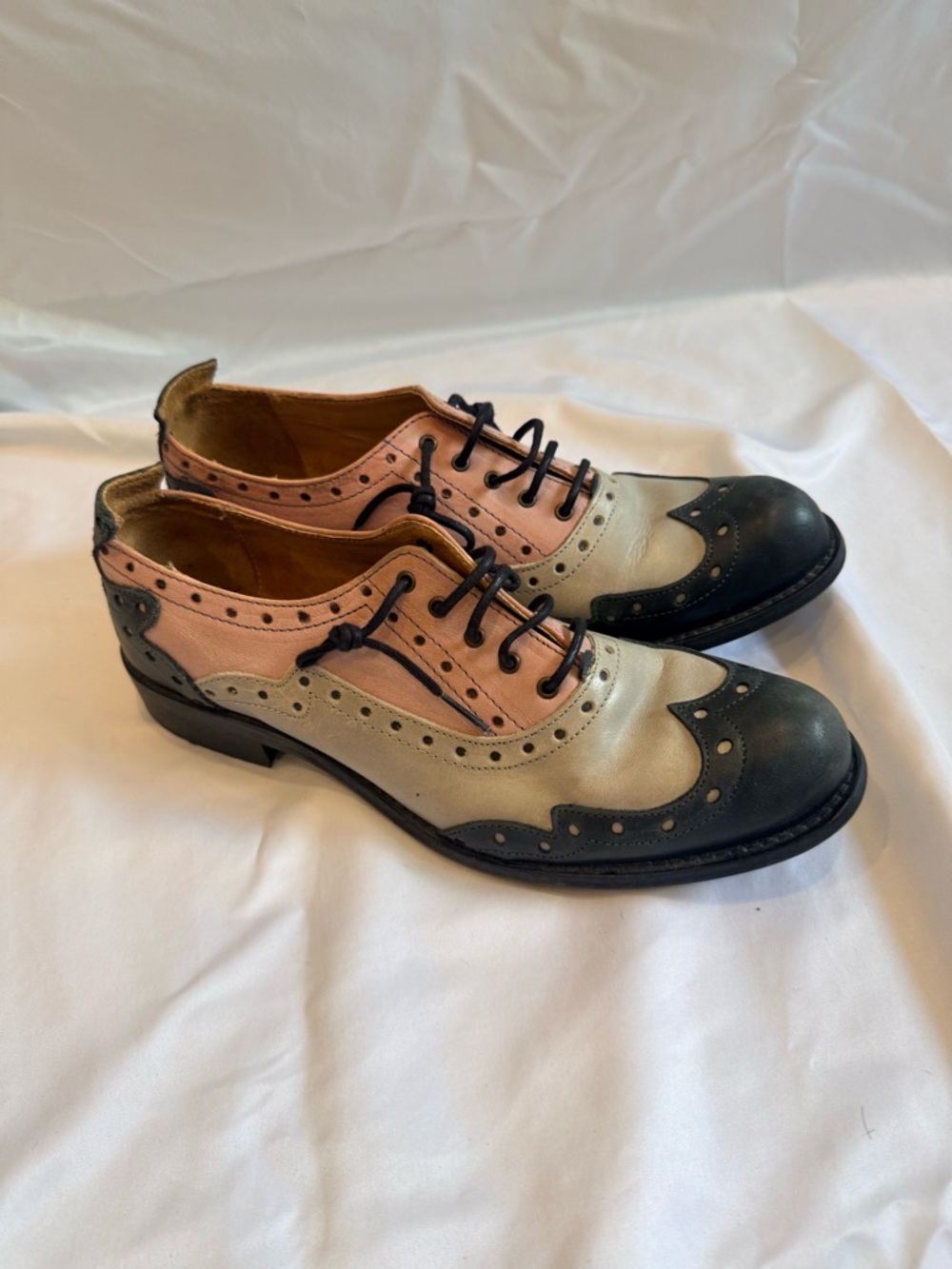 John Fluevog Pink, Cream & Black Wingtip Lace Mules - Picture 2 of 4